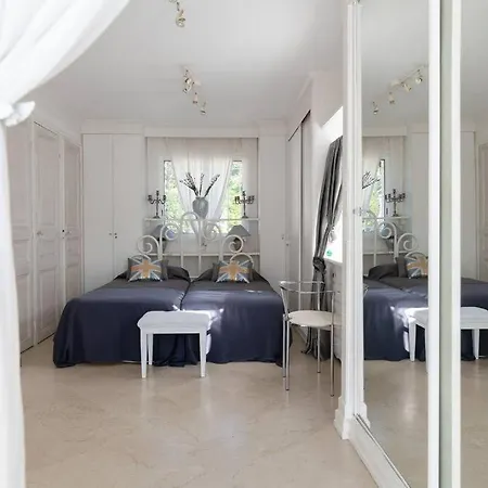 Dans Villa Spa Hammam Sauna Piscine, 5 Chambres Villa Juan-les-Pins