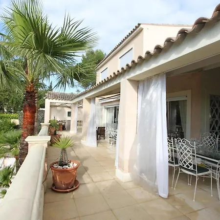 Dans Villa Spa Hammam Sauna Piscine, 5 Chambres Villa Juan-les-Pins