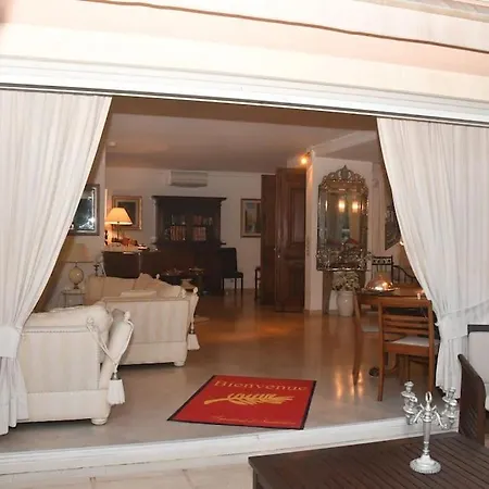 Dans Villa Spa Hammam Sauna Piscine, 5 Chambres Villa Juan-les-Pins