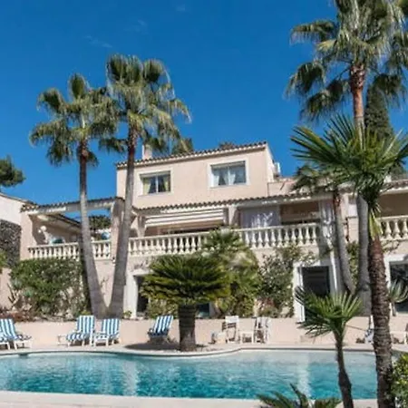 Dans Villa Spa Hammam Sauna Piscine, 5 Chambres * 주앙레핑