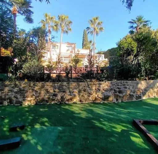 Dans Villa Spa Hammam Sauna Piscine, 5 Chambres Juan-les-Pins