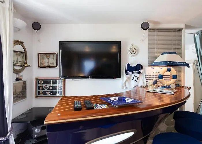 Villa Dans Villa Spa Hammam Sauna Piscine, 5 Chambres *