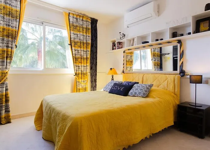 Villa Dans Villa Spa Hammam Sauna Piscine, 5 Chambres